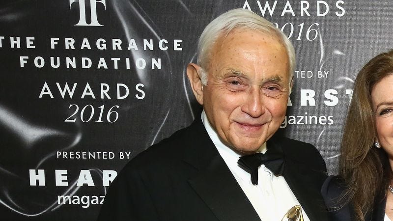 Leslie Wexner is 'embarrassed' by his ties to 'depraved' Jeffrey Epstein | CNN Business Leslie Wexner is 'embarrassed' by his ties to 'depraved' Jeffrey Epstein | CNN Business